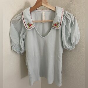 By Anthropologie Short-Sleeve Collared Top V-neck ribbed floral embroidery XS